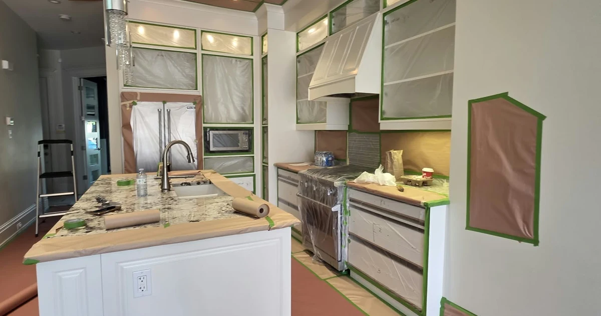 Kitchen cabinets before refinishing by MV Painting Inc.